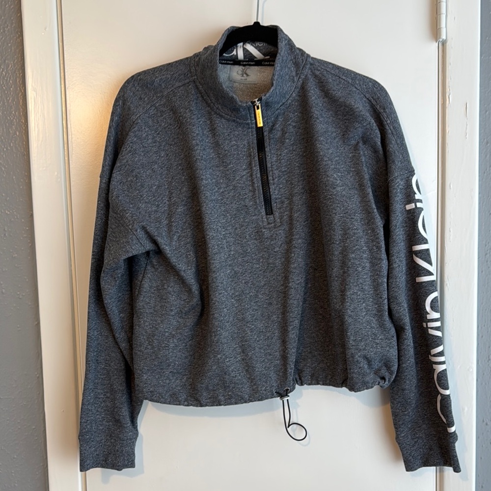 Calvin Klein Women's Grey Sweater